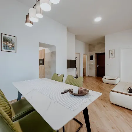 Lejlighed Papedoni *