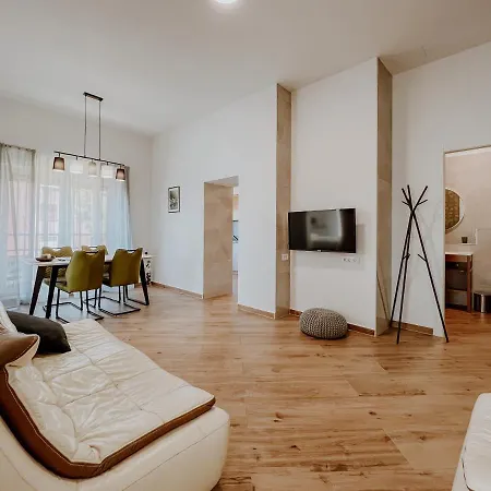 Papedoni Apartman